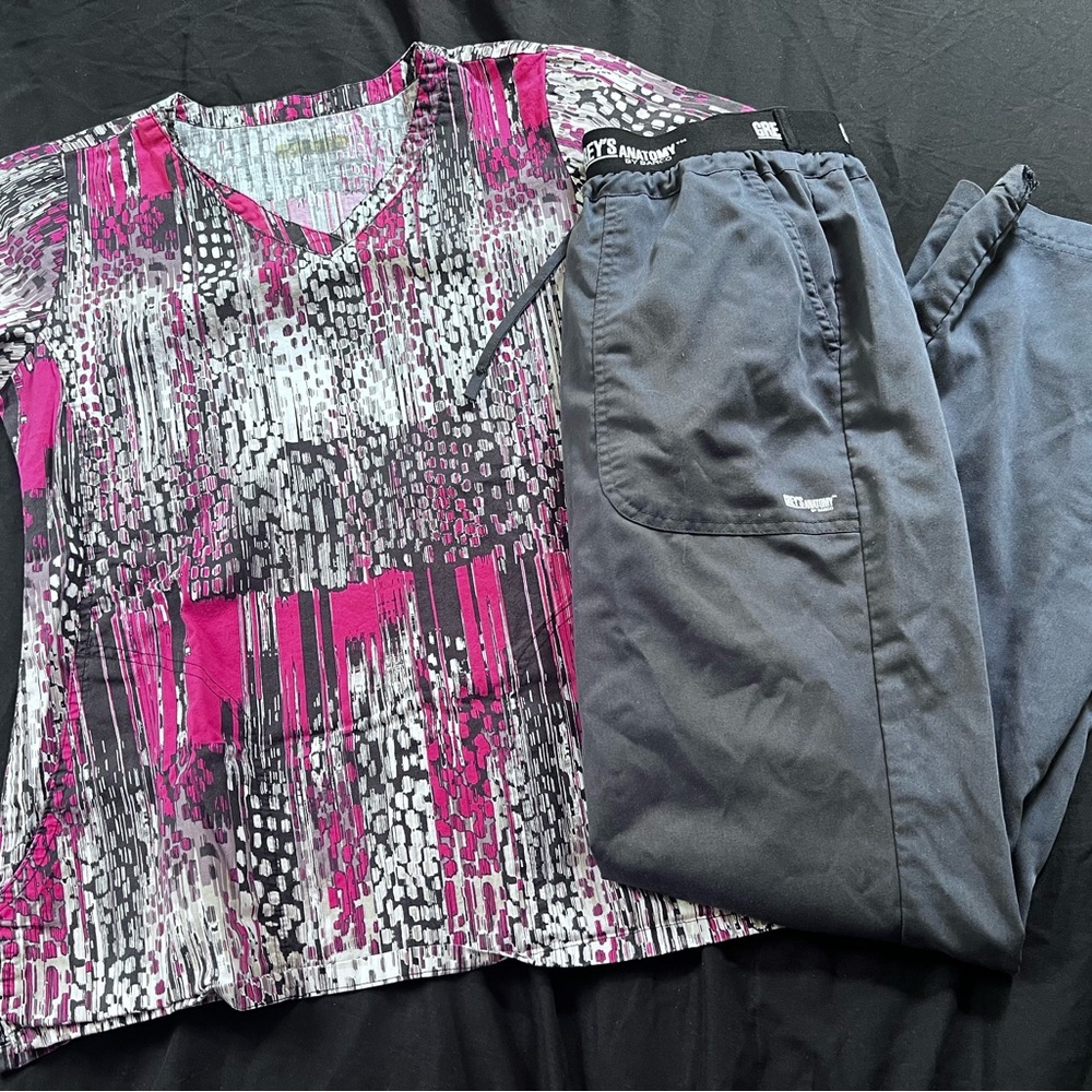 Nurse Mates Pink and Gray Women's Scrub Top, Grey’s Anatomy Grey Scrub Pant
